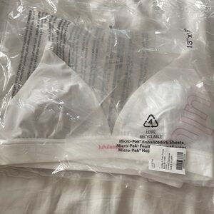 Lululemon White License to Train Sports Bra 8